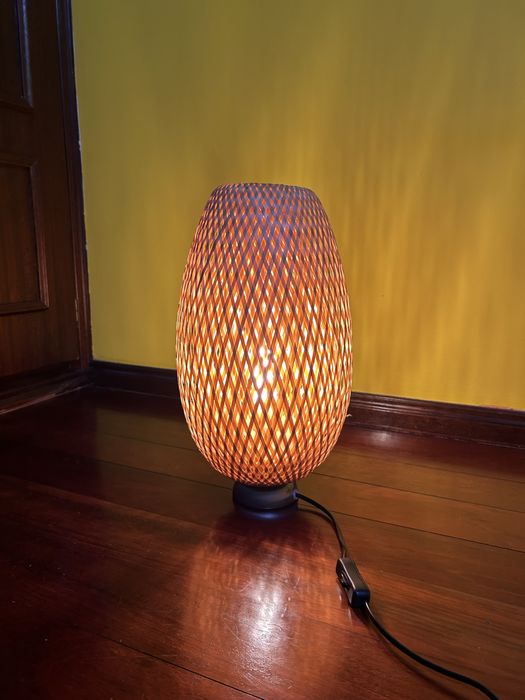 2 Candeeiros material natural 42 cm altura