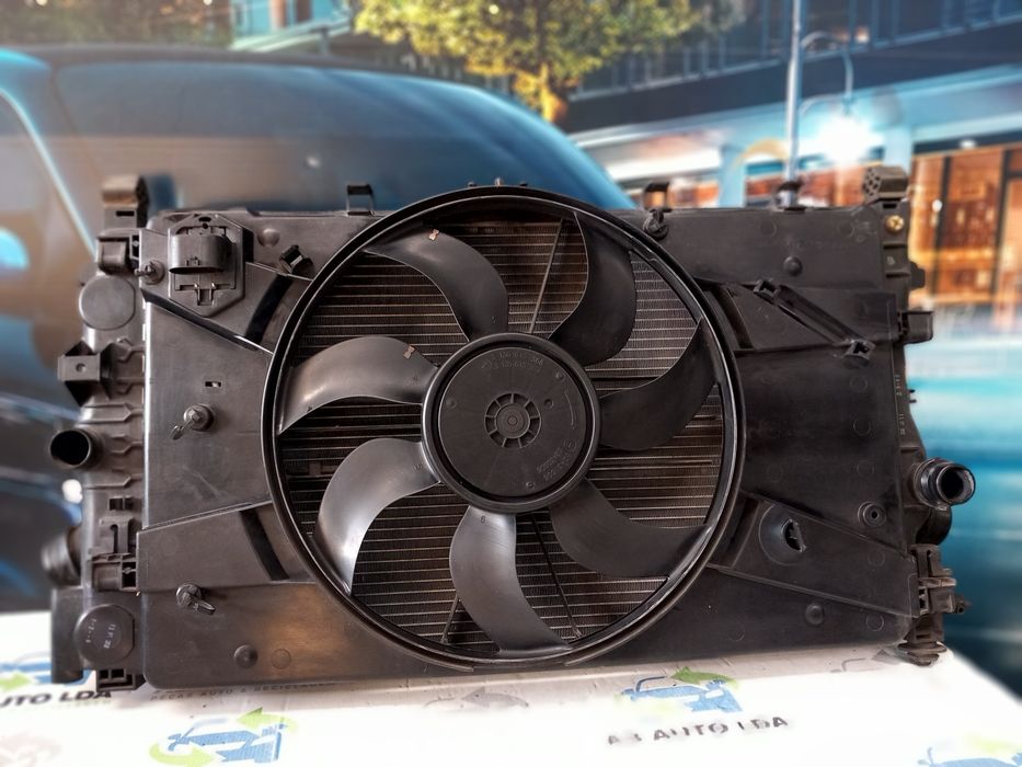 Grupo de radiadores com termoventilador Opel Astra J
