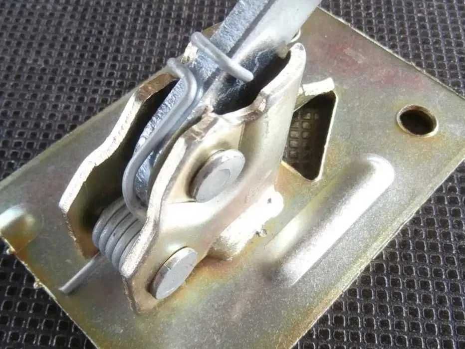 Castanhas de Mola Zincada para Cofragem - Novo