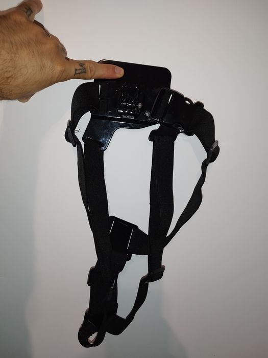 Chesty Gopro Original pouco usada