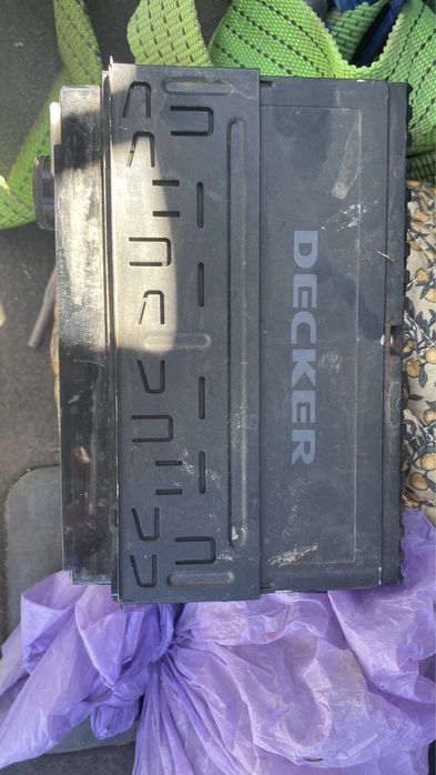Автомагнитола Decker с блютузом