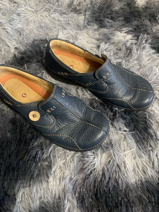 Жіночі кожані туфлі