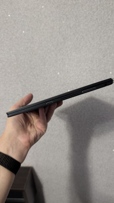 Планшет-трансформер Lenovo Yoga Windows 11