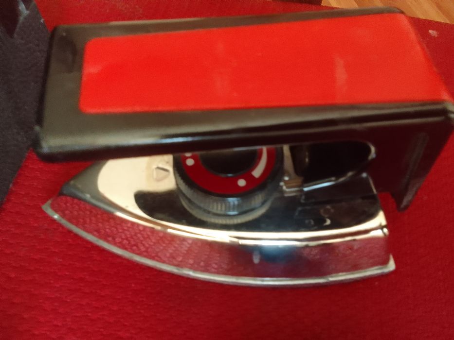 Утюг220v 400вт,трансформерпрацює