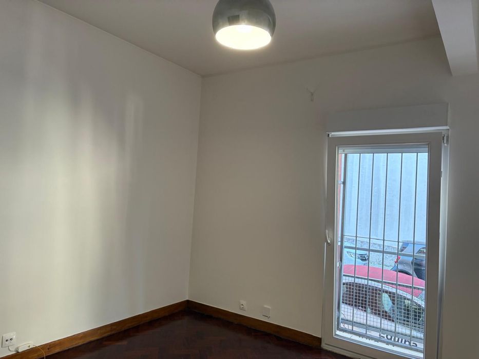 Apartamento T1 Lisboa/com 50 m2, para arrendamento na prestigiada zona da Lapa/Estrela