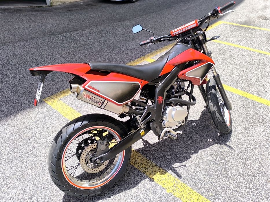 Derbi Senda 125 SM – Muito material novo | Carta B | Pronta a andar