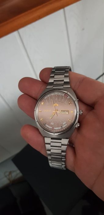 Продам часы мужские