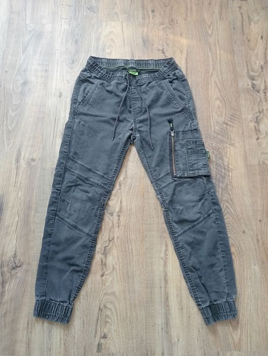 REZERWACJA: Męskie spodnie joggery Cropp Denim Lab grafitowe/czarne cargo