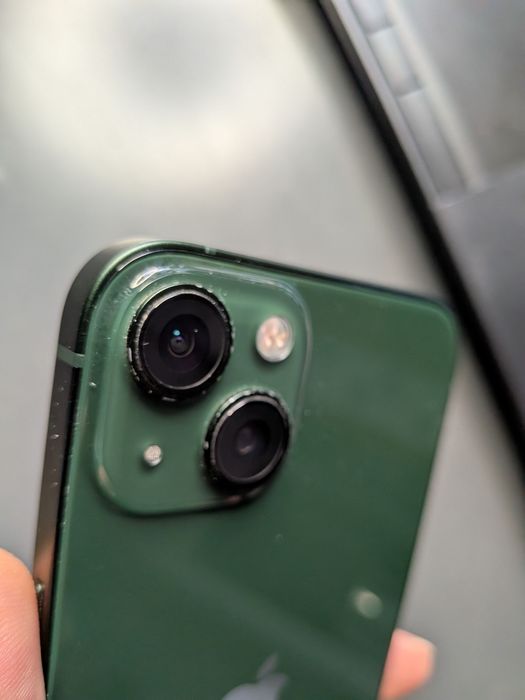 Apple iPhone 13 128 GB na gwarancji do 2027