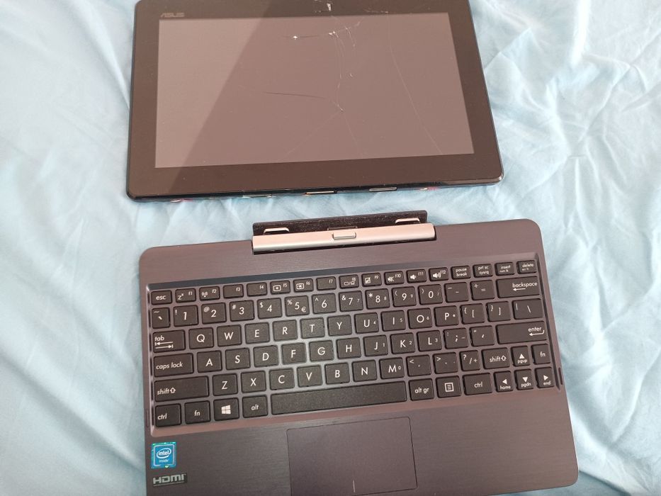 Tableto-laptop ASUS