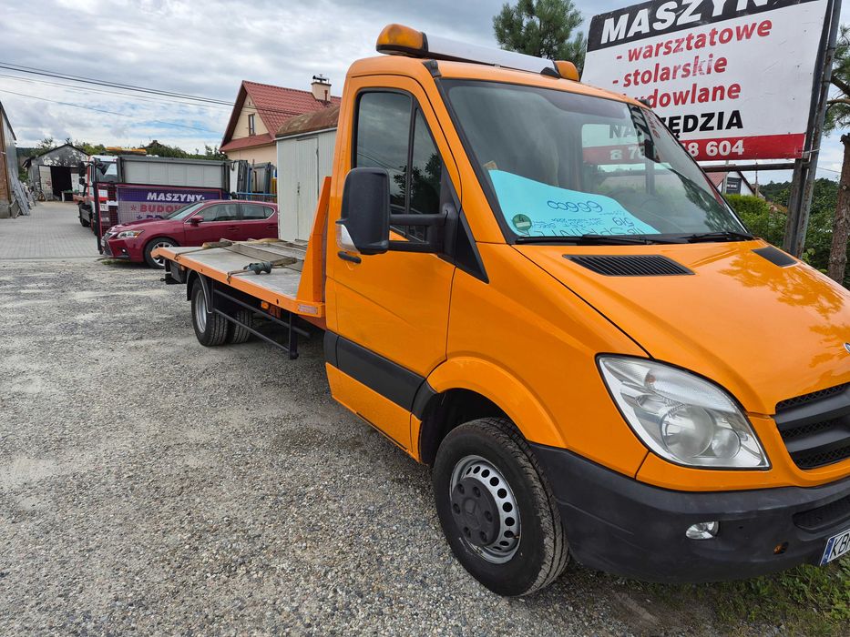 Mercedes Sprinter 519 pomoc drogowa DMC 3,5 t zabudowa aluminiowa wciągarka