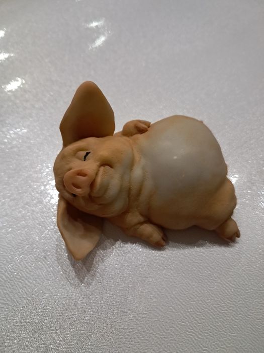 Статуэтки поросят