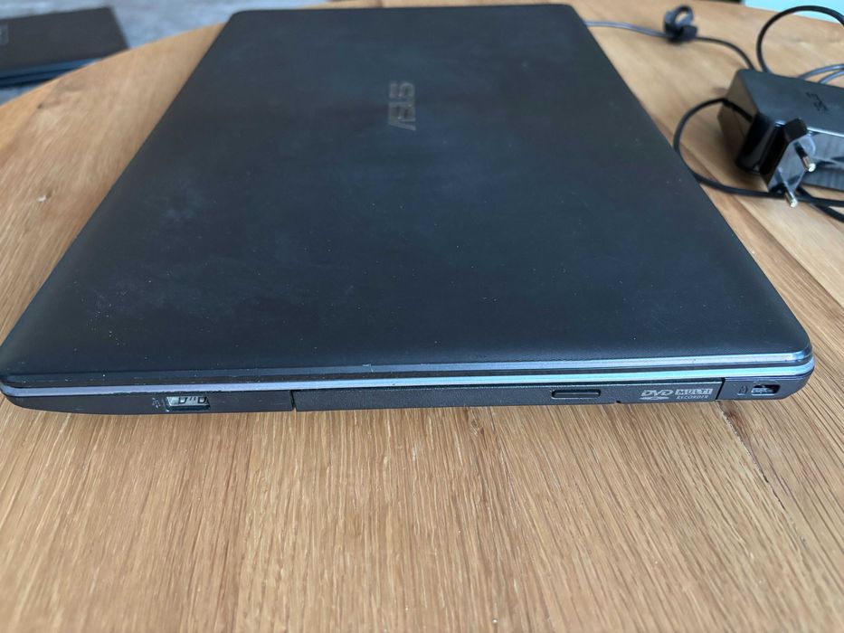 Laptop ASUS R510L X550LD