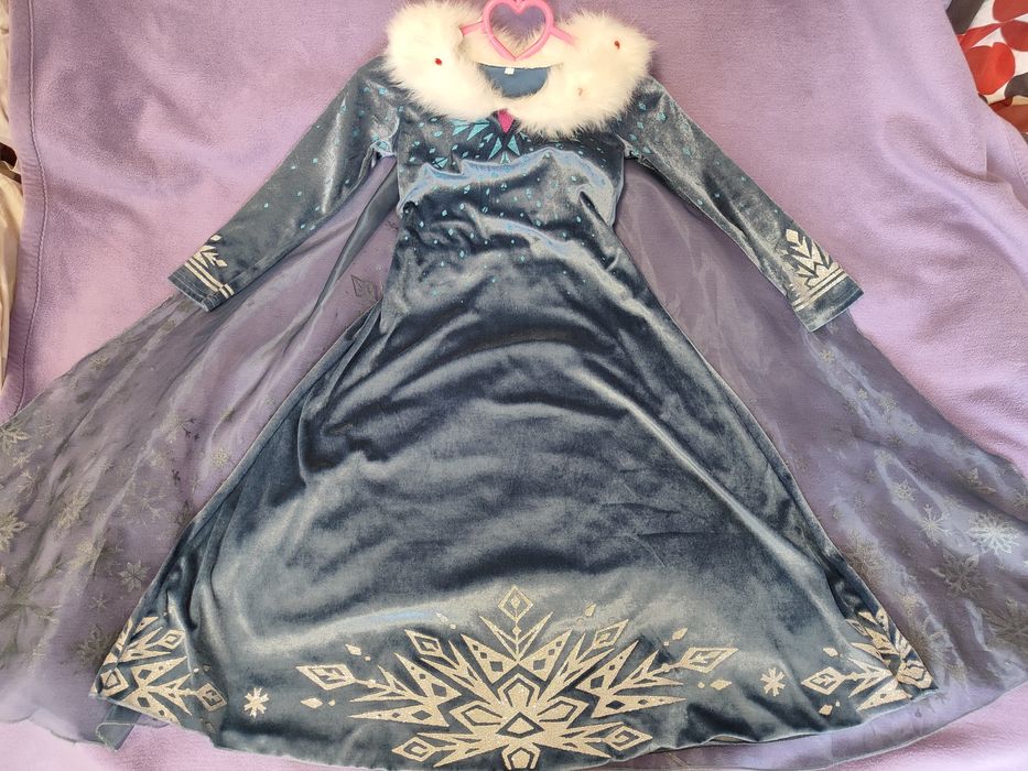 Платье на утренник Эльзы из Холодного сердца