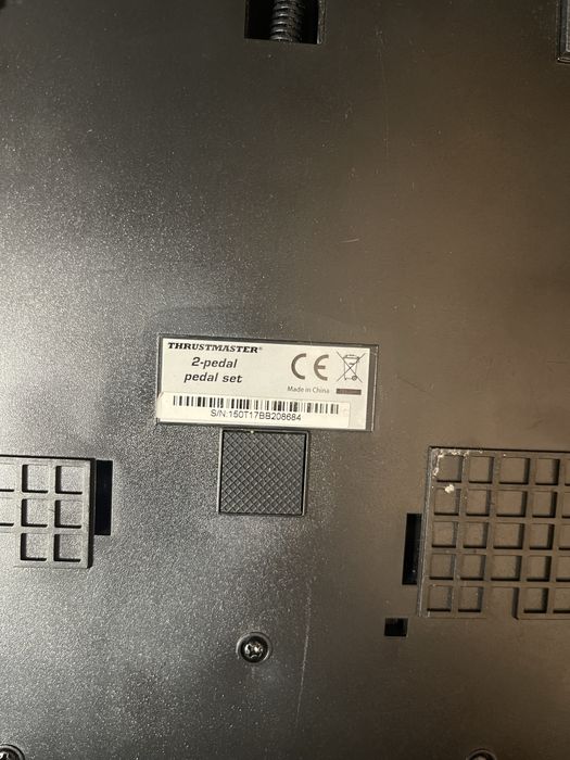 THRUSTMASTER T150 кермо і 2 педалі