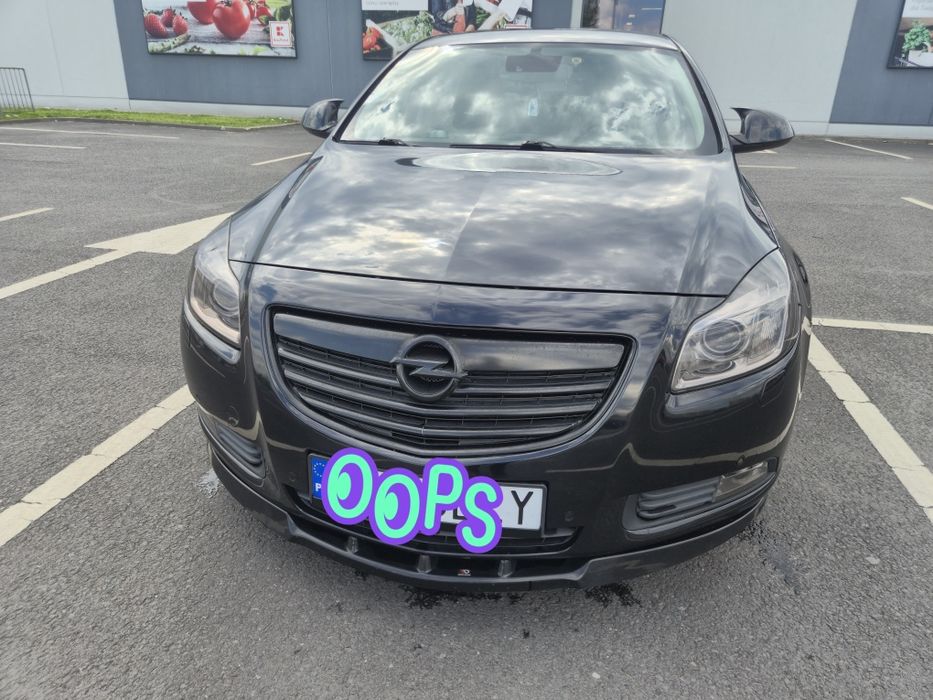 Opel insignia  2 ,0 220 km