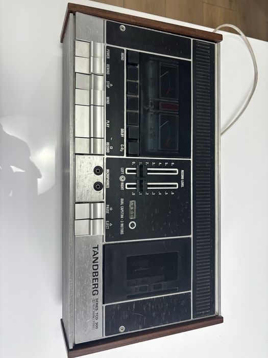 Magnetofon Tandberg TCD 300