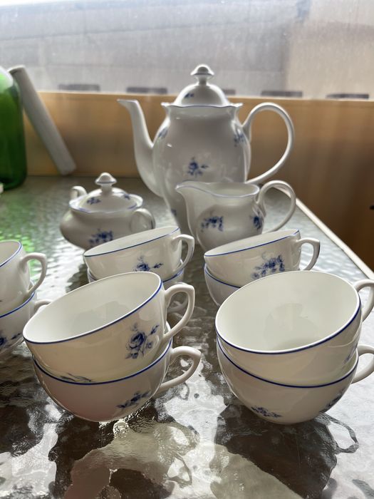 Serviço de chá marca Vista Alegre