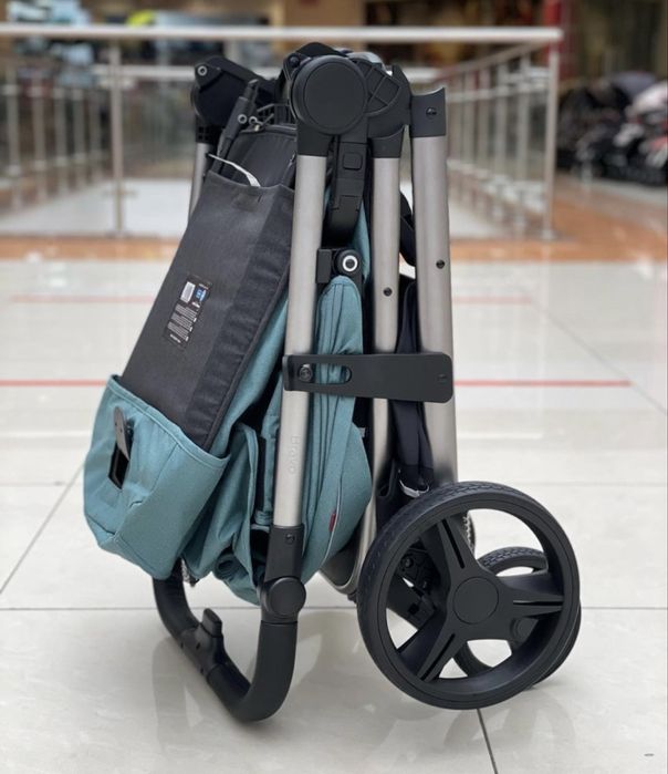 коляска CARRELLO Bravo Plus