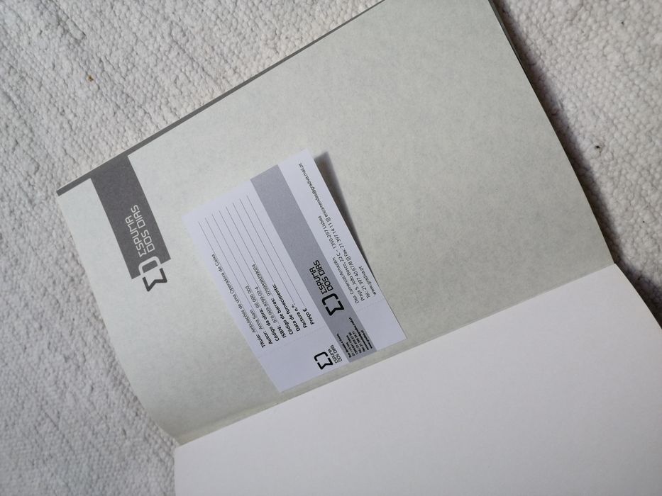 Livro Atribulações de uma Operadora de Caixa