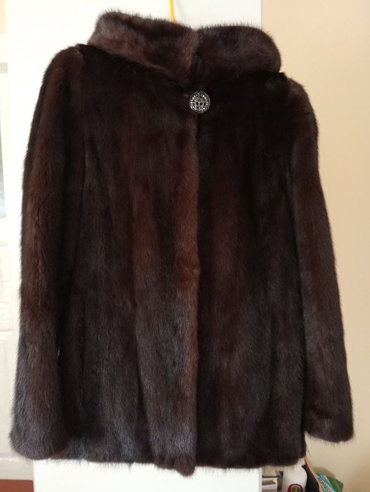 Норкова шуба  натуральне хутро