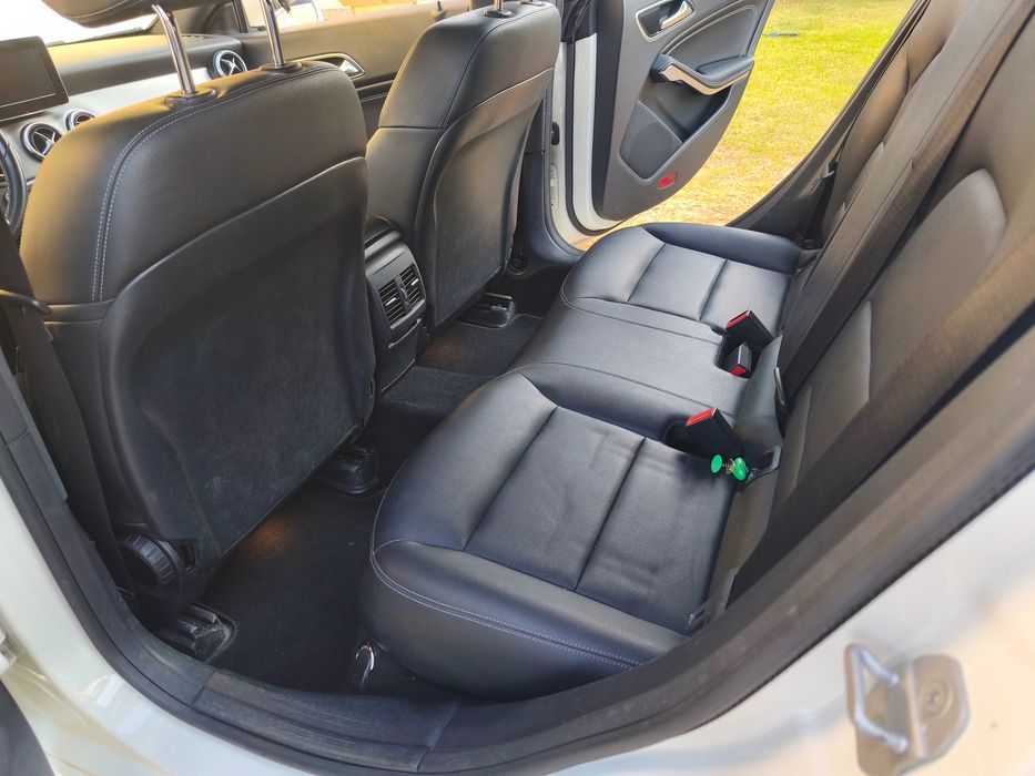 Mercedes CLA 200D 2017 carrinha motor mercedes