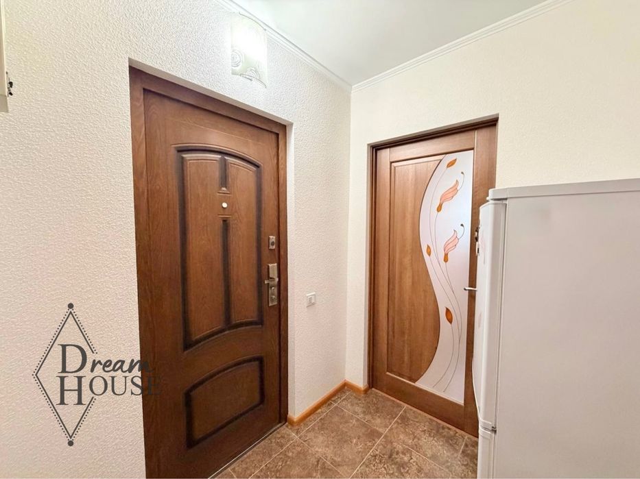 Продаж кімнати в гуртожитку