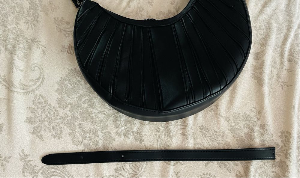 Сумка desigual оригінал  як нова