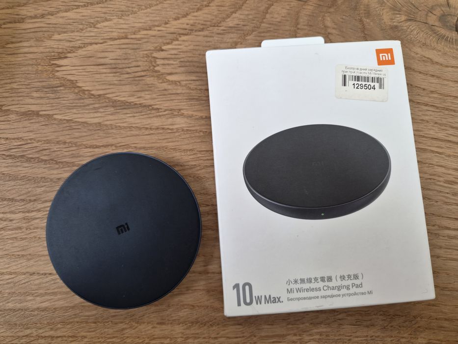 Безпровідна зарядка Xiaomi Mi Wireless Charging Pad 10W