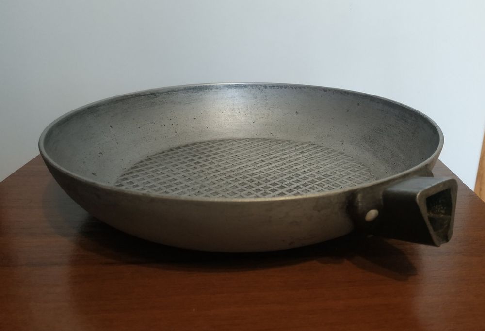 Сковорода СССР Чародейка