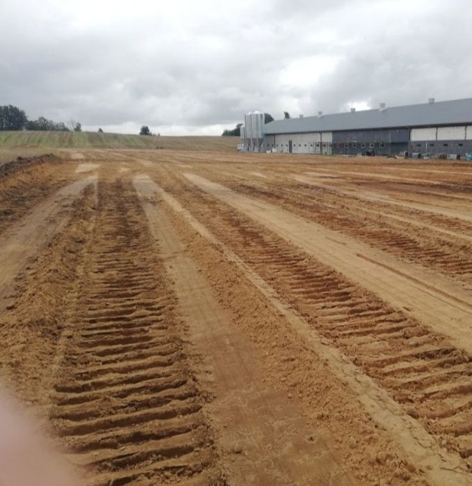 Spycharka spych koparka Niwelacja  równanie