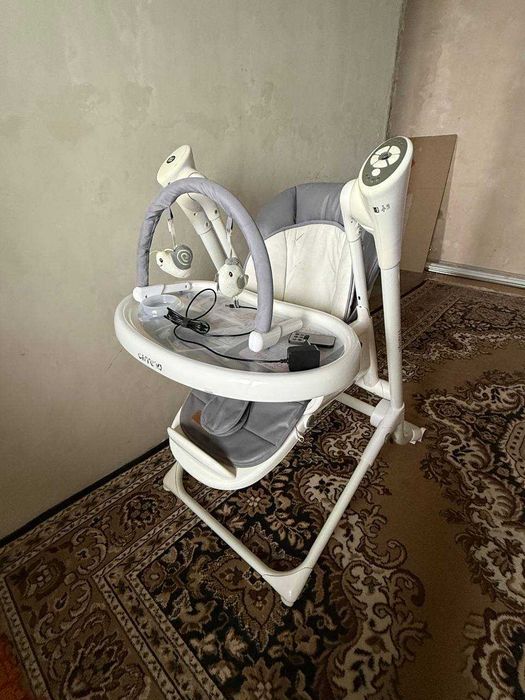 Стульчик для кормления 3-в-1  Carrello Triumph Cloud Grey