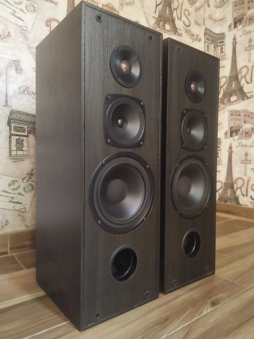 Колонки Avant 2x200Вт. Висока чутливість 32000Гц. Made in USA Усилител