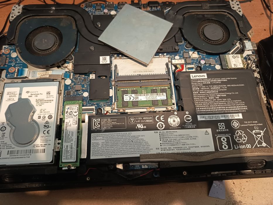 Lenovo Legion Y530-15inch – PARA PEÇAS / NÃO LIGA