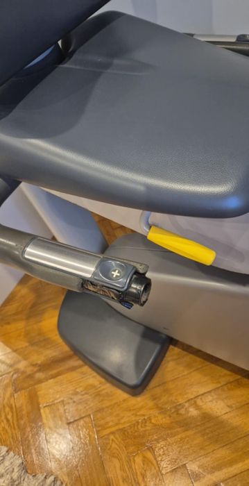 Sprzedam rower stacjonarny technogym