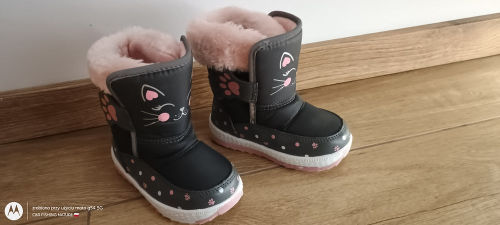 Śniegowce dziecięce Sinsay KIDS 22 _  JAK NOWE !
