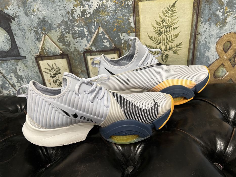 Кроссовки Nike 44