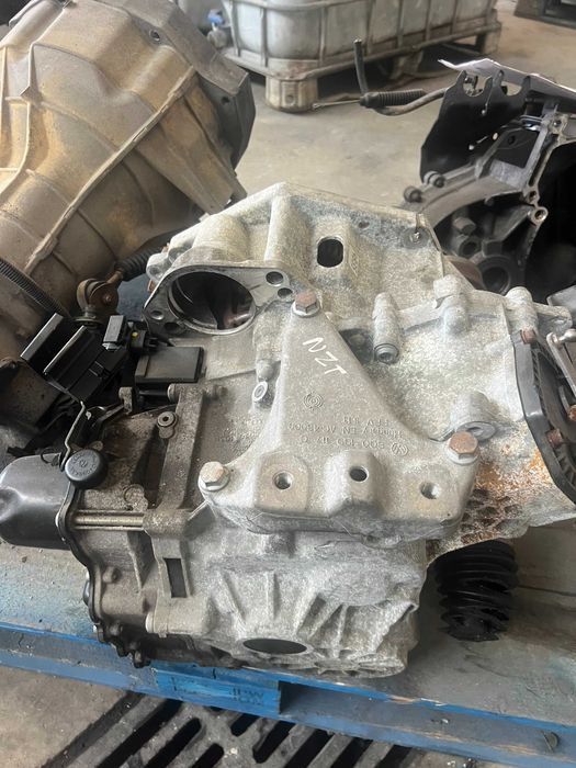 Caixa de Velocidades Automática Vw Tiguan Audi Q3 2.0 TDI Ref: NZT