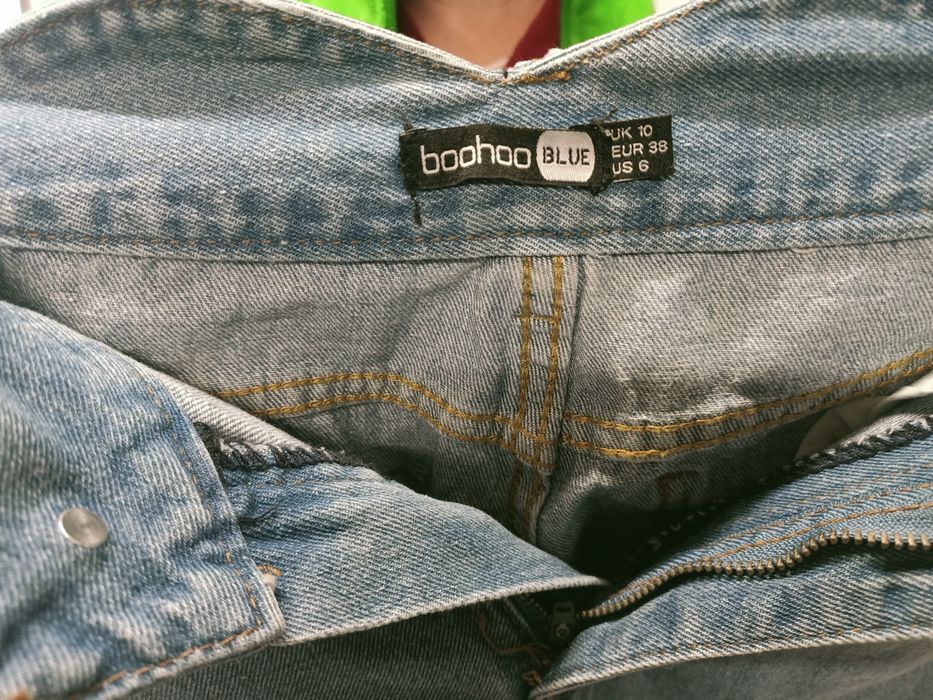 Jeansy damskie zadbane