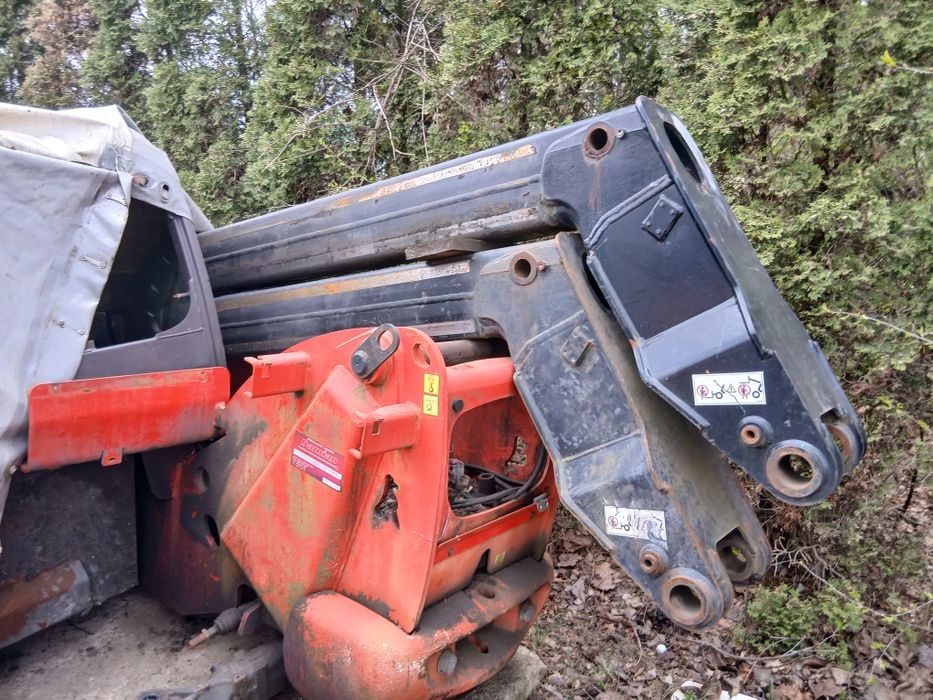 Manitou teleskopy kabina