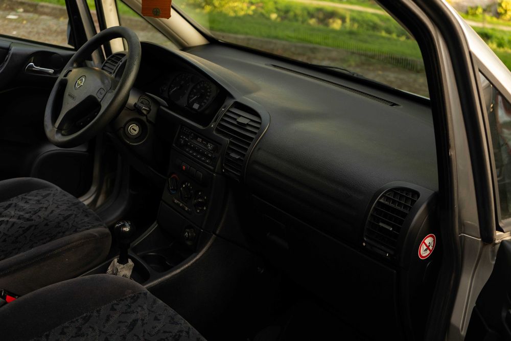 Opel Zafira 2000