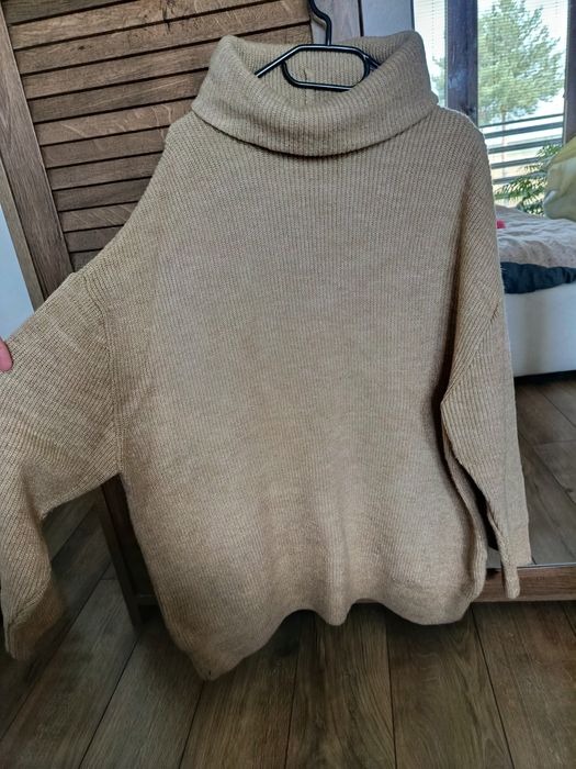 Brązowy golf oversize