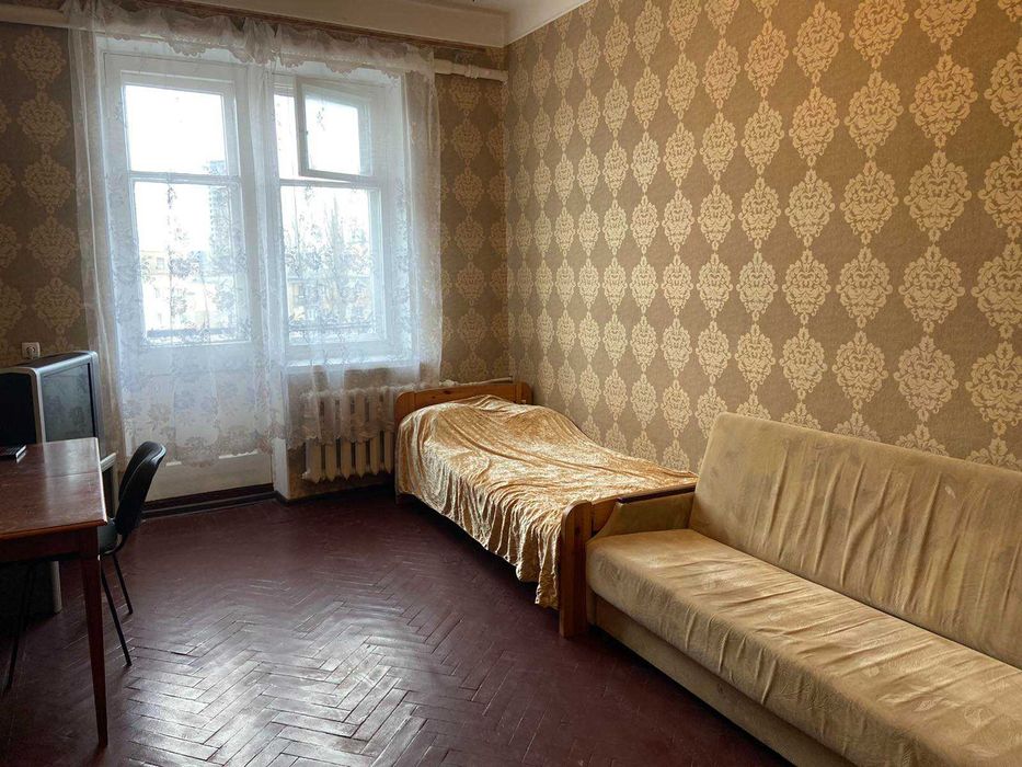 Продам 3 комн. сталинку на пр Гагарина