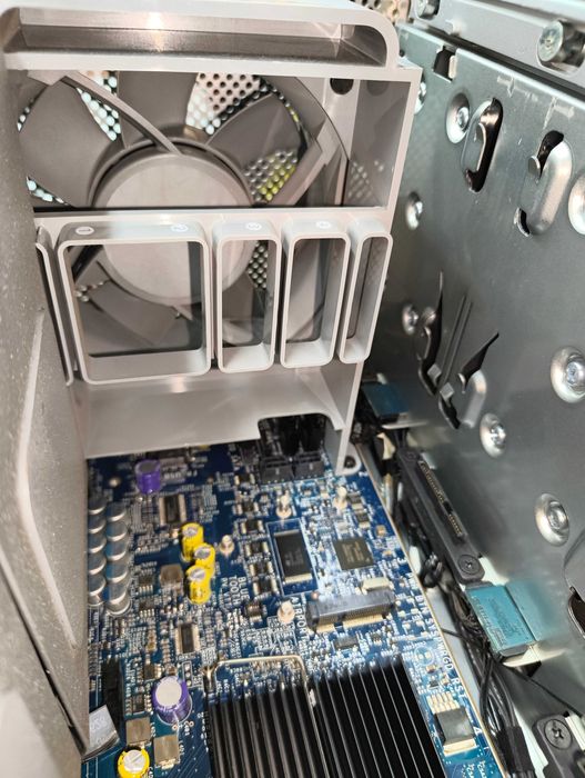 Mac pro 2 trup na cześci