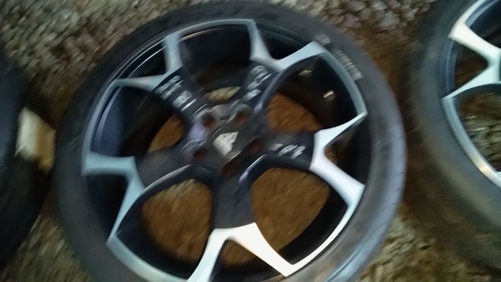 Koła 20" VW T5 T6 5x120 piasta 65.1 opony 275/35/20 b.ladne