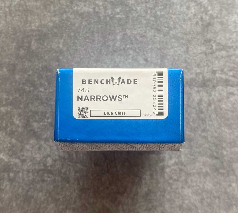 Nóż składany Benchmade 748 Narrows