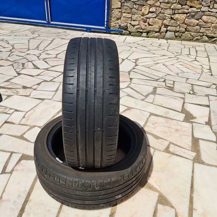Par de Pneus Continental Eco Contact 5 195/45 84H R16
