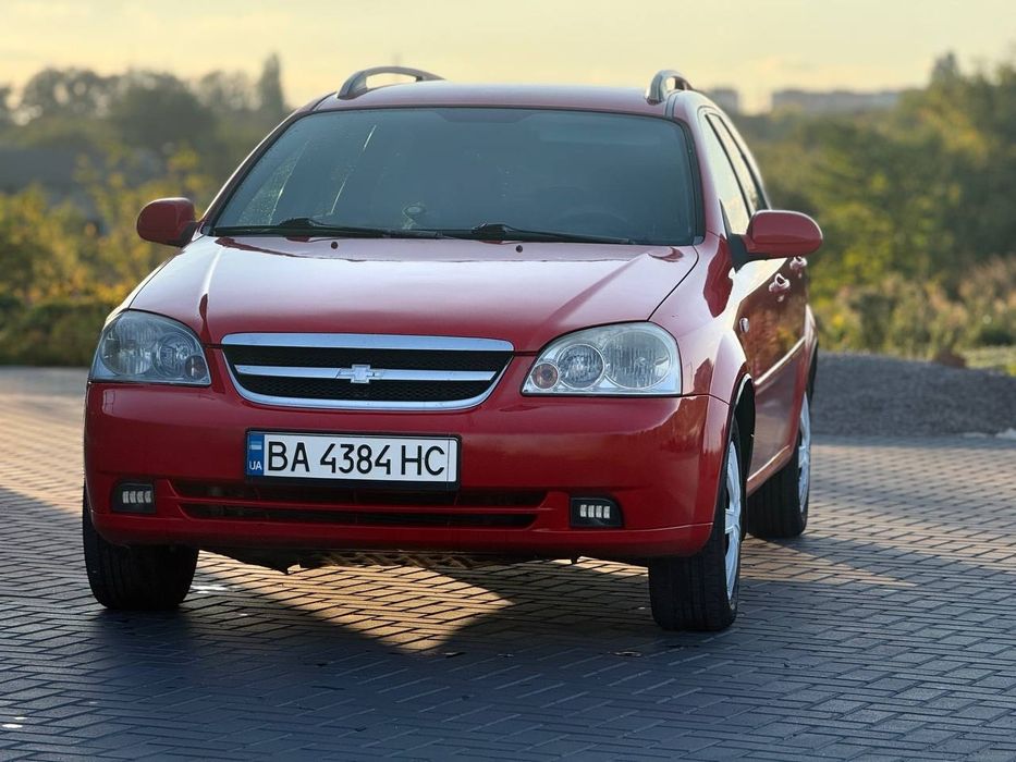 Продам Chevrolet Lacetti в кузові Універсал