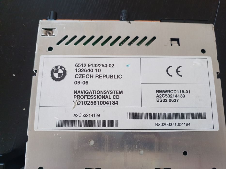 Radio bmw x3 em bom estado