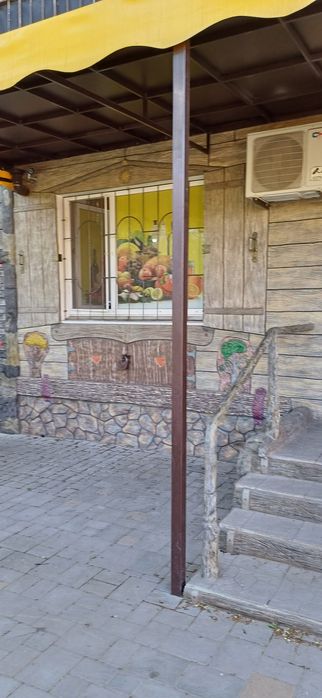 Магазин та кіоск-зупинка